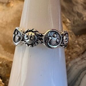 3213 Vintage-Inspired Silver Women's Ring